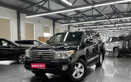 Toyota Land Cruiser 200, 2013 год, 3 395 000 рублей, 1 фотография