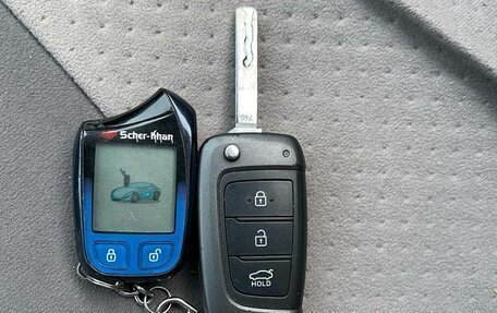 Hyundai Solaris II рестайлинг, 2017 год, 1 350 000 рублей, 9 фотография