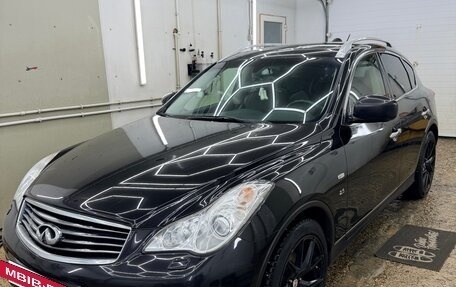 Infiniti QX50 I рестайлинг, 2015 год, 2 150 000 рублей, 2 фотография