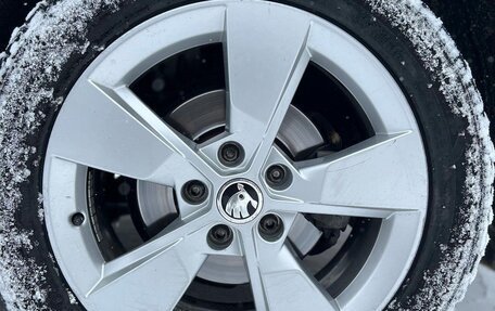 Skoda Yeti I рестайлинг, 2015 год, 1 350 000 рублей, 16 фотография