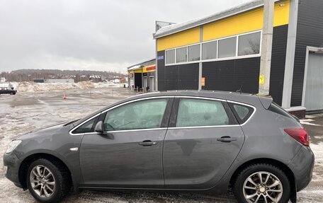 Opel Astra J, 2011 год, 800 000 рублей, 4 фотография