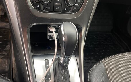 Opel Astra J, 2011 год, 800 000 рублей, 15 фотография