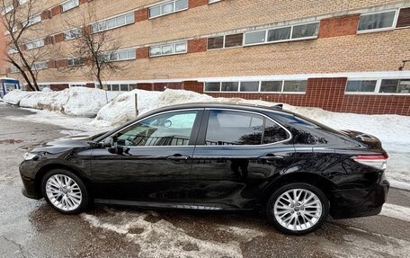 Toyota Camry, 2019 год, 2 600 000 рублей, 8 фотография