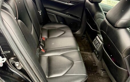 Toyota Camry, 2019 год, 2 600 000 рублей, 15 фотография