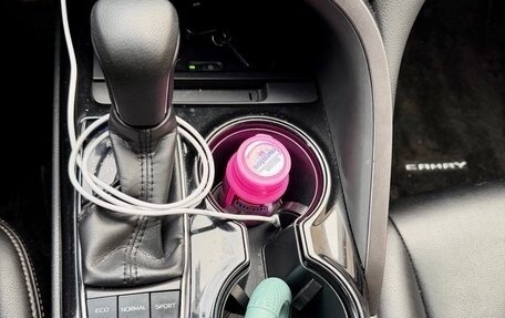 Toyota Camry, 2019 год, 2 600 000 рублей, 9 фотография