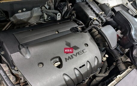 Mitsubishi Outlander III рестайлинг 3, 2016 год, 2 050 000 рублей, 9 фотография