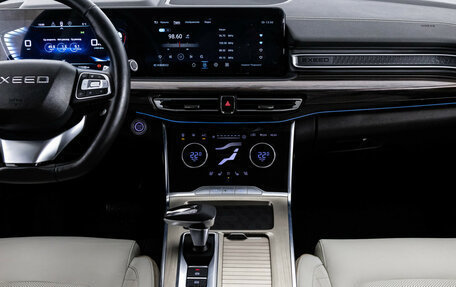 CheryExeed VX, 2022 год, 2 399 000 рублей, 15 фотография