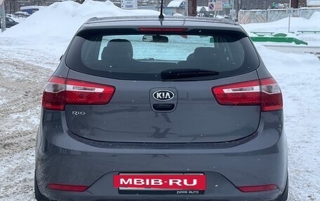 KIA Rio III рестайлинг, 2013 год, 700 000 рублей, 3 фотография