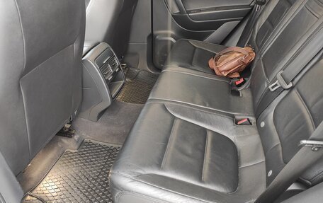 Volkswagen Touareg III, 2011 год, 2 050 000 рублей, 10 фотография