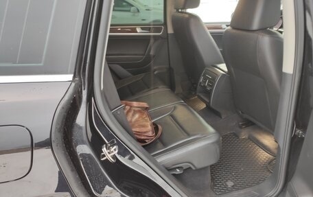 Volkswagen Touareg III, 2011 год, 2 050 000 рублей, 23 фотография