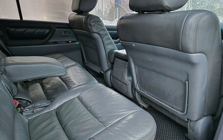 Toyota Land Cruiser 100 рестайлинг 2, 2001 год, 1 130 000 рублей, 6 фотография