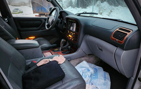 Toyota Land Cruiser 100 рестайлинг 2, 2001 год, 1 130 000 рублей, 5 фотография