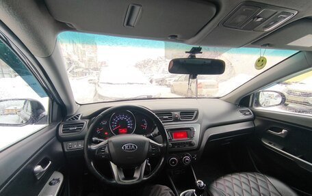 KIA Rio III рестайлинг, 2014 год, 800 000 рублей, 2 фотография
