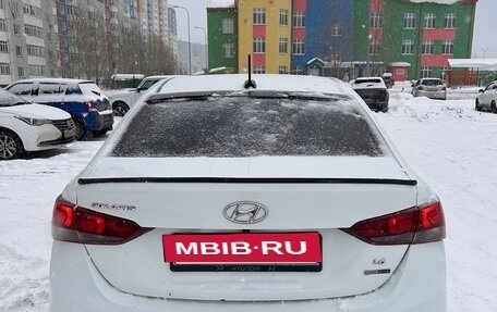 Hyundai Solaris II рестайлинг, 2018 год, 650 000 рублей, 6 фотография