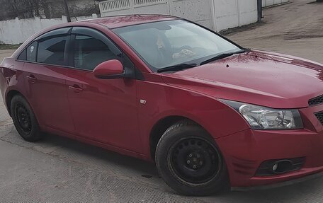 Chevrolet Cruze II, 2010 год, 870 000 рублей, 2 фотография