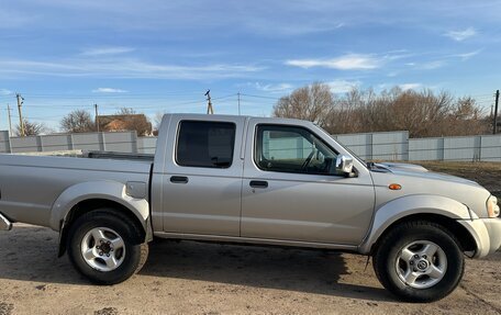 Nissan NP300, 2012 год, 750 000 рублей, 7 фотография