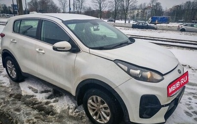 KIA Sportage IV рестайлинг, 2020 год, 2 100 000 рублей, 1 фотография