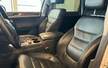 Volkswagen Touareg III, 2012 год, 2 235 000 рублей, 11 фотография