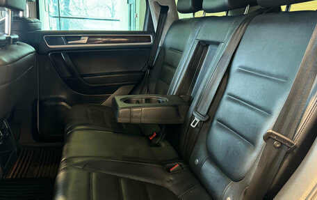 Volkswagen Touareg III, 2012 год, 2 235 000 рублей, 12 фотография