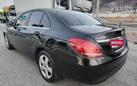 Mercedes-Benz C-Класс, 2018 год, 1 800 000 рублей, 5 фотография