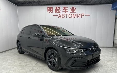 Volkswagen Golf VIII, 2022 год, 1 800 000 рублей, 2 фотография