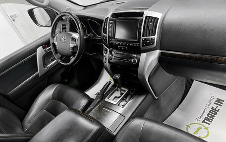 Toyota Land Cruiser 200, 2013 год, 3 395 000 рублей, 13 фотография