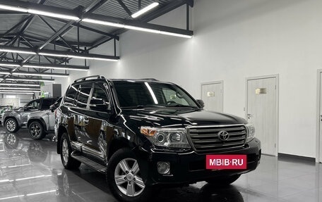 Toyota Land Cruiser 200, 2013 год, 3 395 000 рублей, 5 фотография