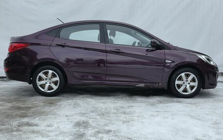 Hyundai Solaris II рестайлинг, 2011 год, 840 000 рублей, 4 фотография