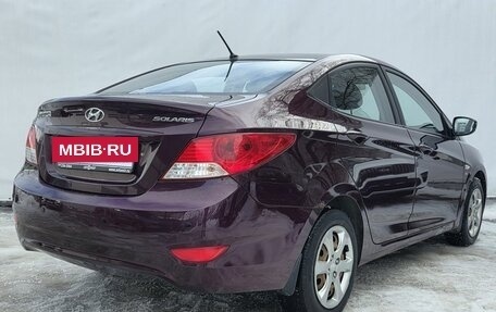 Hyundai Solaris II рестайлинг, 2011 год, 840 000 рублей, 5 фотография