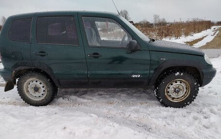 Chevrolet Niva I рестайлинг, 2004 год, 200 000 рублей, 3 фотография