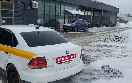 Volkswagen Polo VI (EU Market), 2018 год, 465 000 рублей, 2 фотография