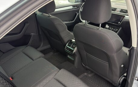 Skoda Superb III рестайлинг, 2021 год, 2 100 000 рублей, 25 фотография