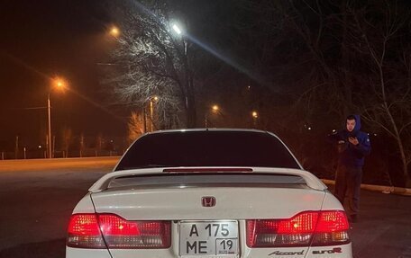 Honda Accord VII рестайлинг, 2000 год, 950 000 рублей, 3 фотография