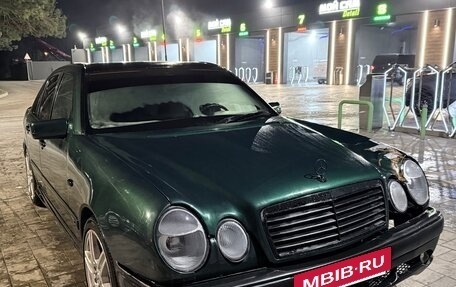 Mercedes-Benz E-Класс, 1996 год, 400 000 рублей, 4 фотография