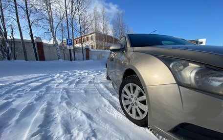 Chevrolet Cruze II, 2011 год, 800 000 рублей, 8 фотография