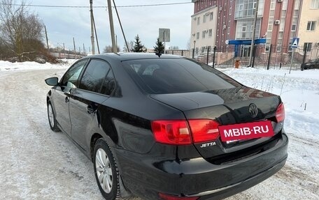 Volkswagen Jetta VI, 2011 год, 950 000 рублей, 5 фотография