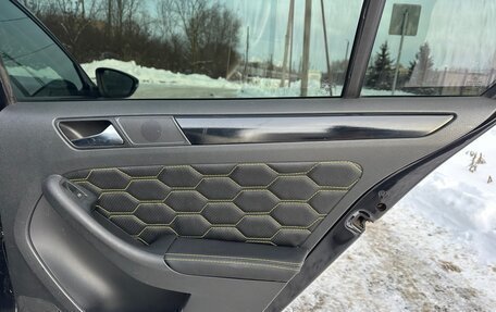 Volkswagen Jetta VI, 2011 год, 950 000 рублей, 9 фотография