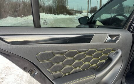 Volkswagen Jetta VI, 2011 год, 950 000 рублей, 11 фотография