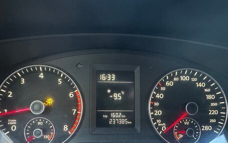 Volkswagen Jetta VI, 2011 год, 950 000 рублей, 23 фотография