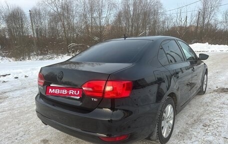 Volkswagen Jetta VI, 2011 год, 950 000 рублей, 7 фотография
