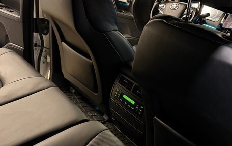 Toyota Land Cruiser 200, 2014 год, 4 100 000 рублей, 9 фотография