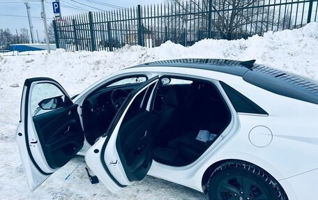 Hyundai Elantra, 2020 год, 1 799 000 рублей, 13 фотография