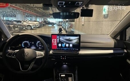 Volkswagen Golf VIII, 2025 год, 3 350 000 рублей, 7 фотография