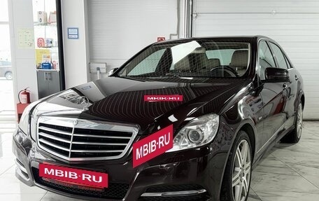 Mercedes-Benz E-Класс, 2011 год, 1 629 000 рублей, 2 фотография