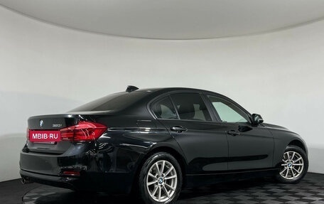 BMW 3 серия, 2017 год, 2 533 000 рублей, 2 фотография