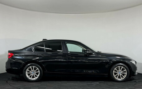 BMW 3 серия, 2017 год, 2 533 000 рублей, 6 фотография