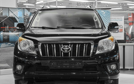 Toyota Land Cruiser Prado 150 рестайлинг 2, 2012 год, 2 650 000 рублей, 2 фотография