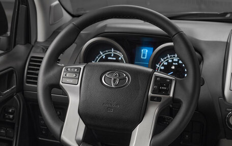 Toyota Land Cruiser Prado 150 рестайлинг 2, 2012 год, 2 650 000 рублей, 10 фотография