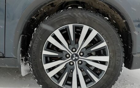 Mitsubishi Outlander III рестайлинг 3, 2020 год, 2 190 000 рублей, 18 фотография