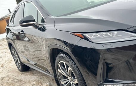 Lexus RX IV рестайлинг, 2021 год, 5 600 000 рублей, 3 фотография